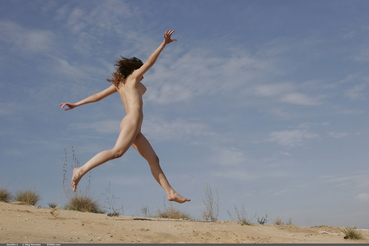 Busty nude beach teen Jennifer - 24-Jennifer-L-0345 from Domai