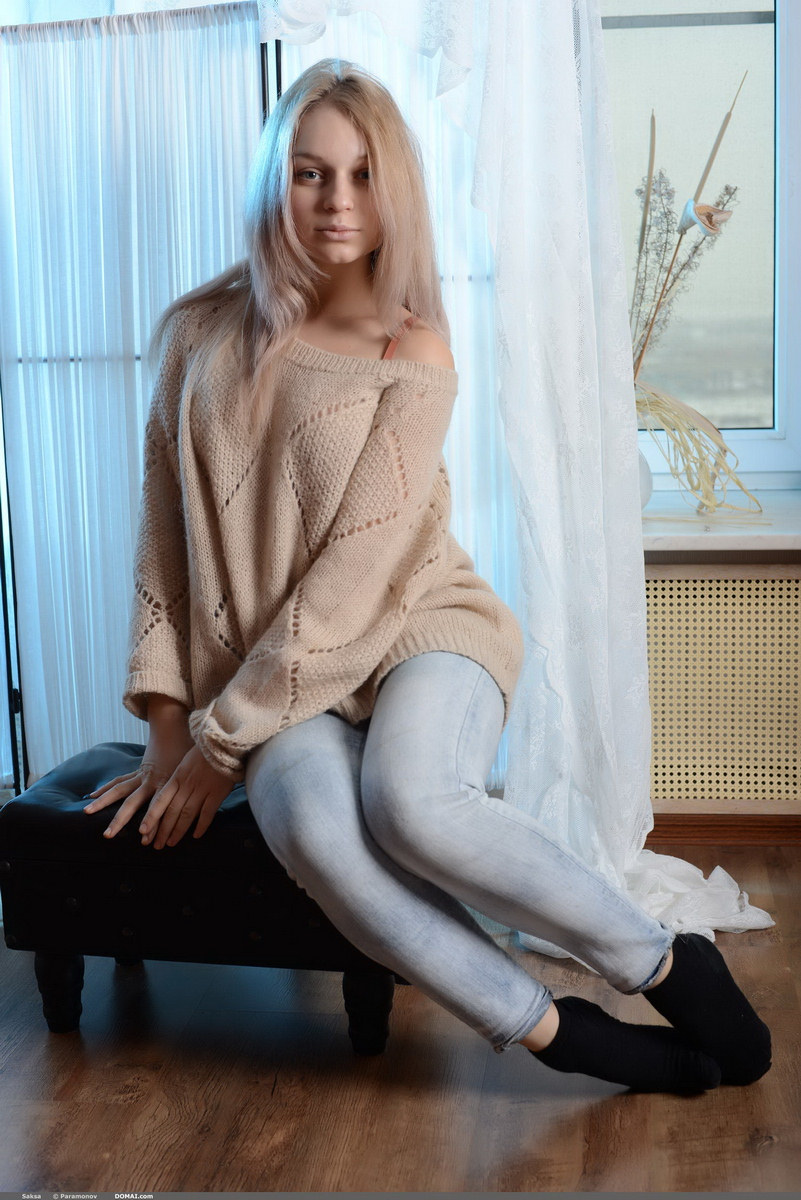 Blonde chick Saksa in orange underwear has hairy vagina - 01-Domai_-_2014-01-14_-_Saksa_1_-_71_pix_-_2500_px_01 from Domai