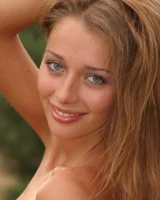 Domai - 13-Anna-Jv-7180