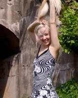 Domai - 04-Iris-W-1-1889